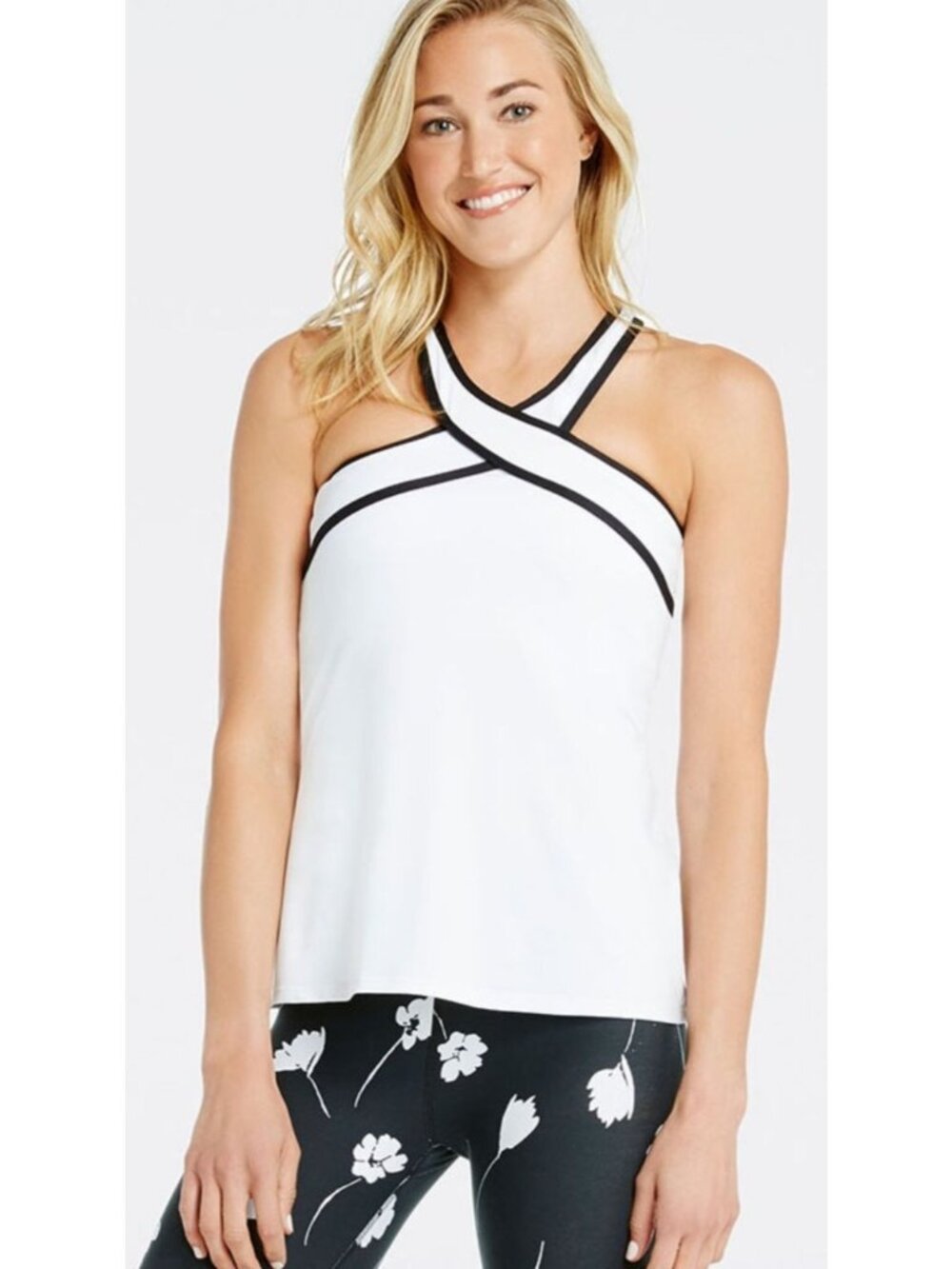 NWOT‎ Fabletics Chicago White/Black High Neck Active Wear Tank Small